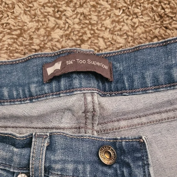 Levis Too Superlow Flare Jeans - Picture 3 of 4